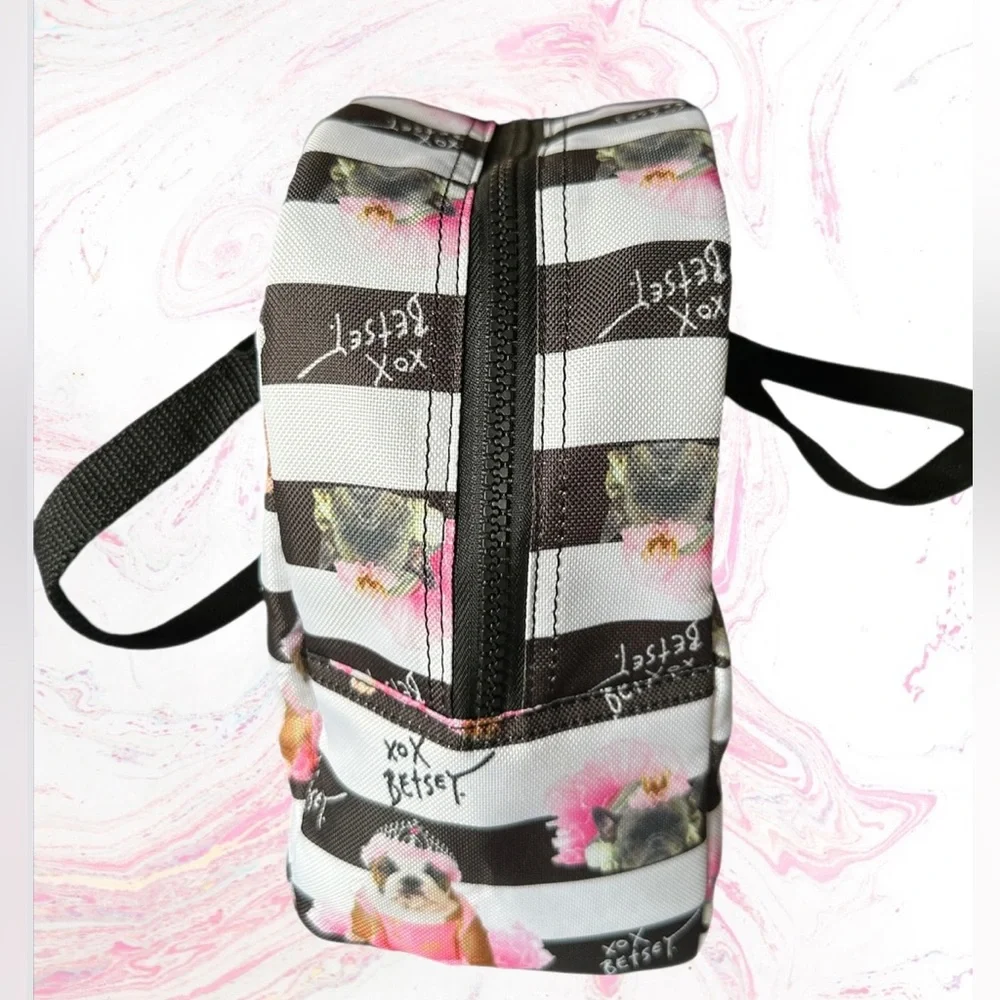 Betsey Johnson Insulated Lunch Tote- B&W Stripes with Pink Princess Bulldog NWOT - Picture 5 of 8